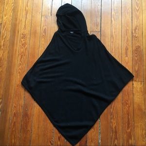 100% Cashmere Hooded Black Poncho